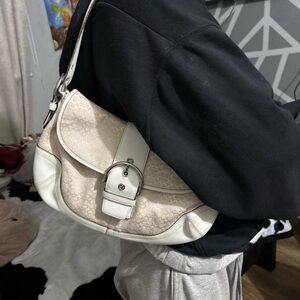 LARGE Cream & white vintage soho coach bag